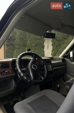Минивэн Volkswagen Caravelle 2002 в 