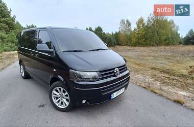 Volkswagen Caravelle 2010