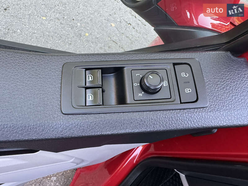 Минивэн Volkswagen Caravelle 2018 в Ровно фото 22 Минивэн Volkswagen Caravelle 2018 в Ровно