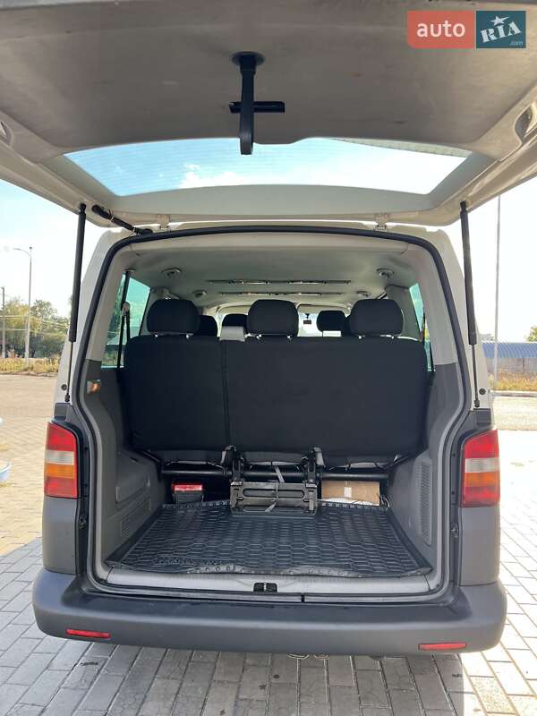 Мікроавтобус Volkswagen Caravelle 2007 в Перещепині фото 4 Мікроавтобус Volkswagen Caravelle 2007 в Перещепині