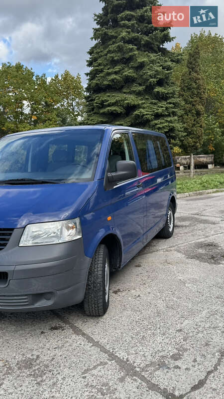 Минивэн Volkswagen Caravelle 2007 в Львове