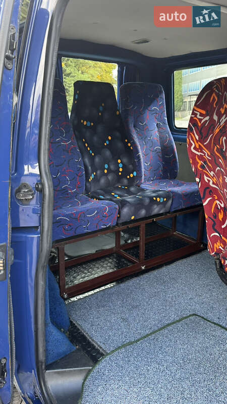 Минивэн Volkswagen Caravelle 2007 в Львове