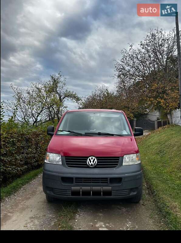 Минивэн Volkswagen Caravelle 2003 в Черновцах