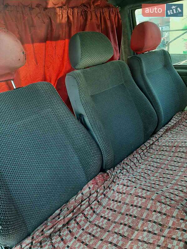Минивэн Volkswagen Caravelle 2001 в Киеве фото 4 Минивэн Volkswagen Caravelle 2001 в Киеве