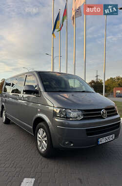 Мінівен Volkswagen Caravelle 2010 в Дніпрі