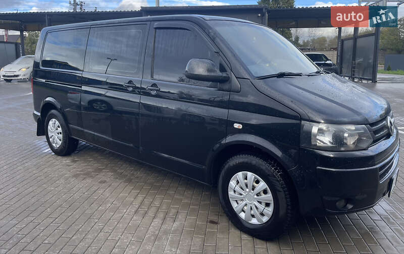 Минивэн Volkswagen Caravelle 2010 в Киеве