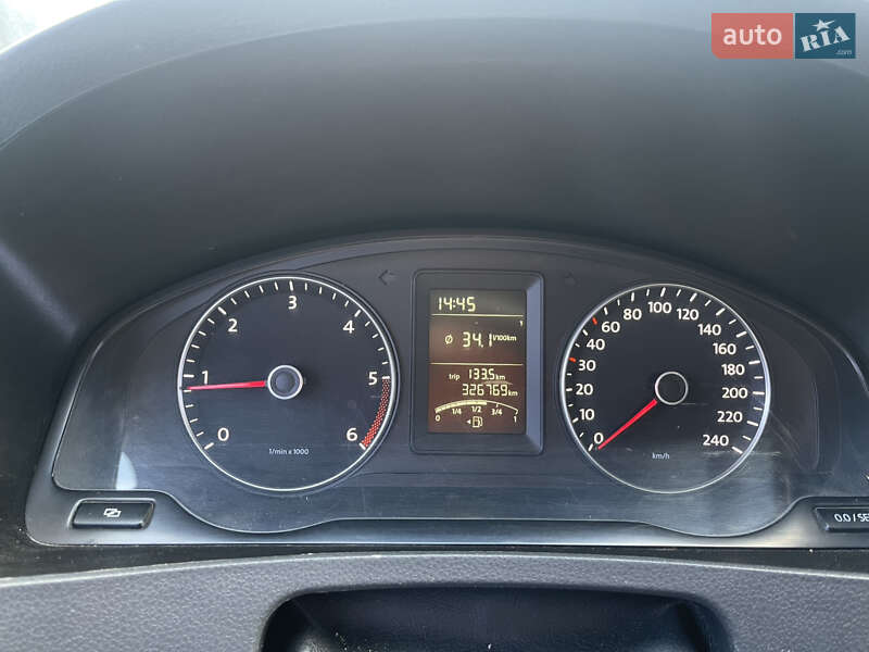 Минивэн Volkswagen Caravelle 2010 в Киеве