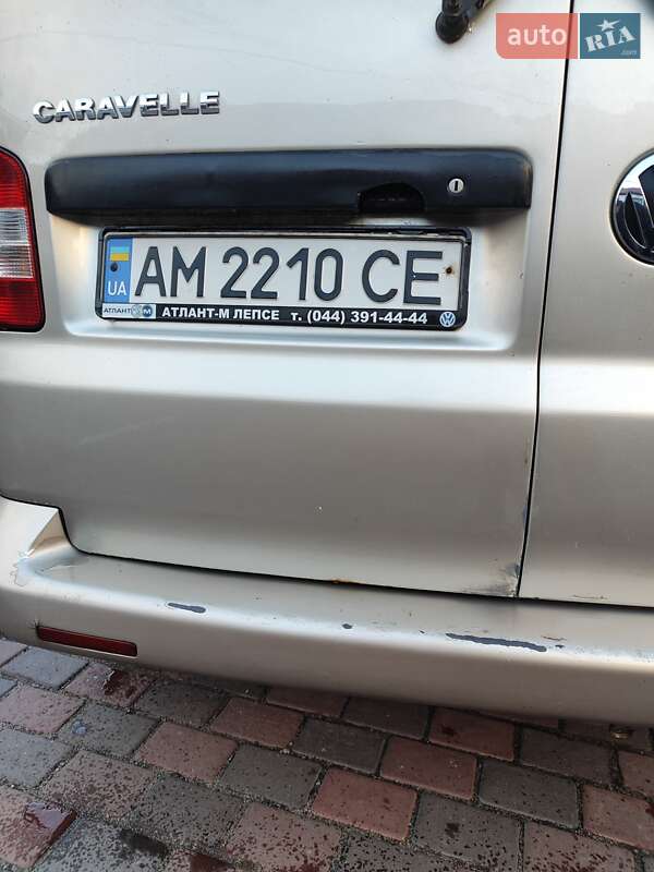 Минивэн Volkswagen Caravelle 2008 в Бердичеве