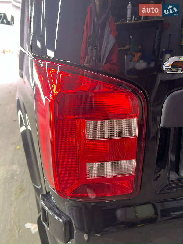 Минивэн Volkswagen Caravelle 2017 в Киеве фото 10 Минивэн Volkswagen Caravelle 2017 в Киеве