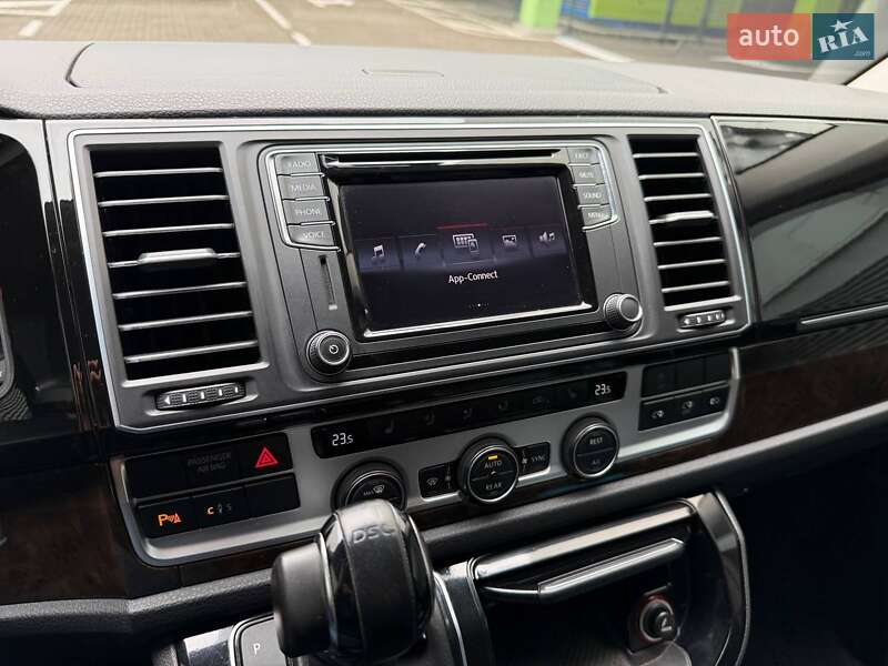 Минивэн Volkswagen Caravelle 2017 в Киеве фото 23 Минивэн Volkswagen Caravelle 2017 в Киеве