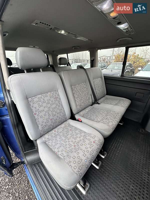 Мінівен Volkswagen Caravelle 2008 в Білогородці