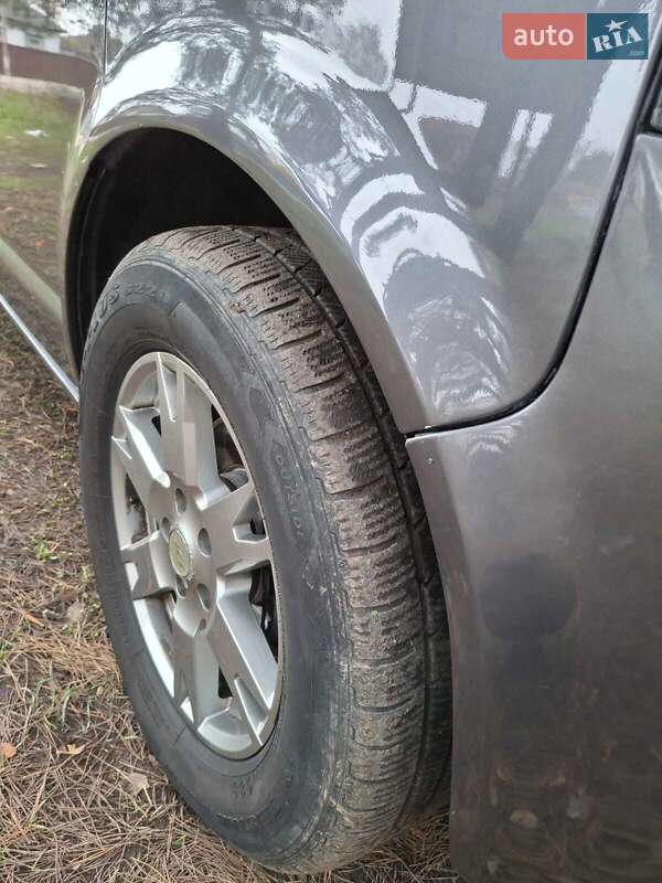 Минивэн Volkswagen Caravelle 2012 в Лебедине