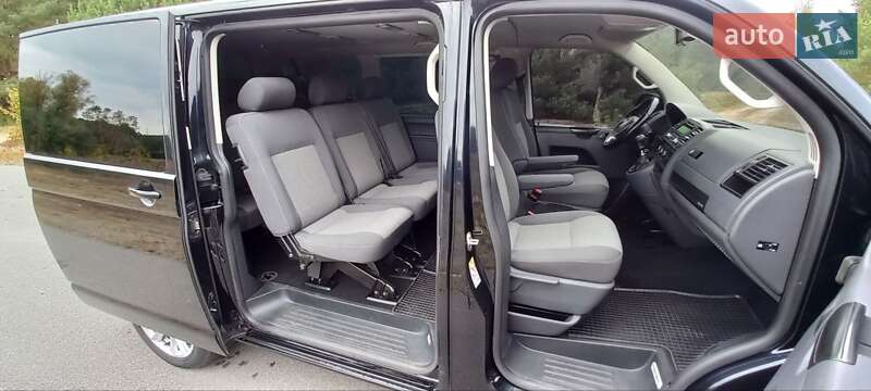 Минивэн Volkswagen Caravelle 2010 в Киеве
