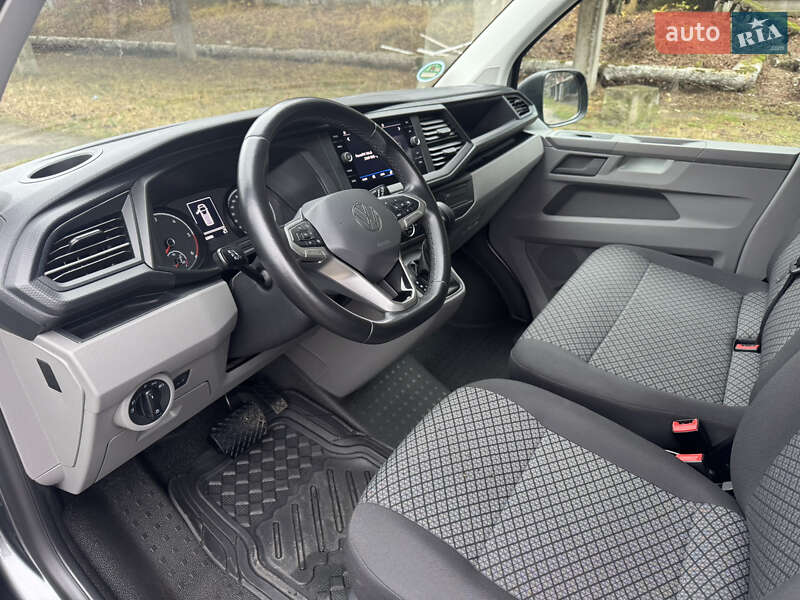 Мінівен Volkswagen Caravelle 2020 в Києві