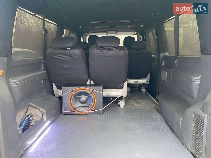 Мінівен Volkswagen Caravelle 2005 в Сумах