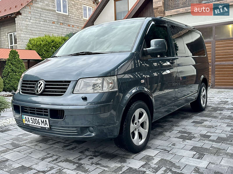 Минивэн Volkswagen Caravelle 2009 в Виноградове