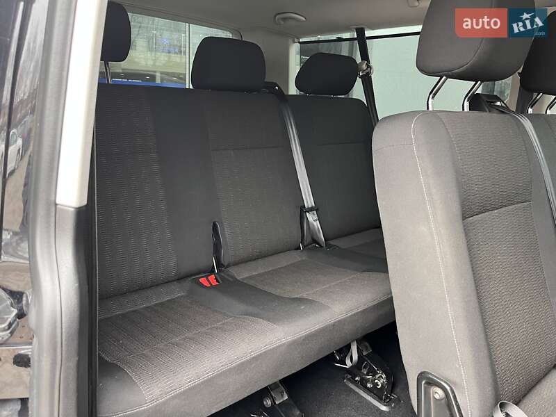 Мінівен Volkswagen Caravelle 2016 в Житомирі