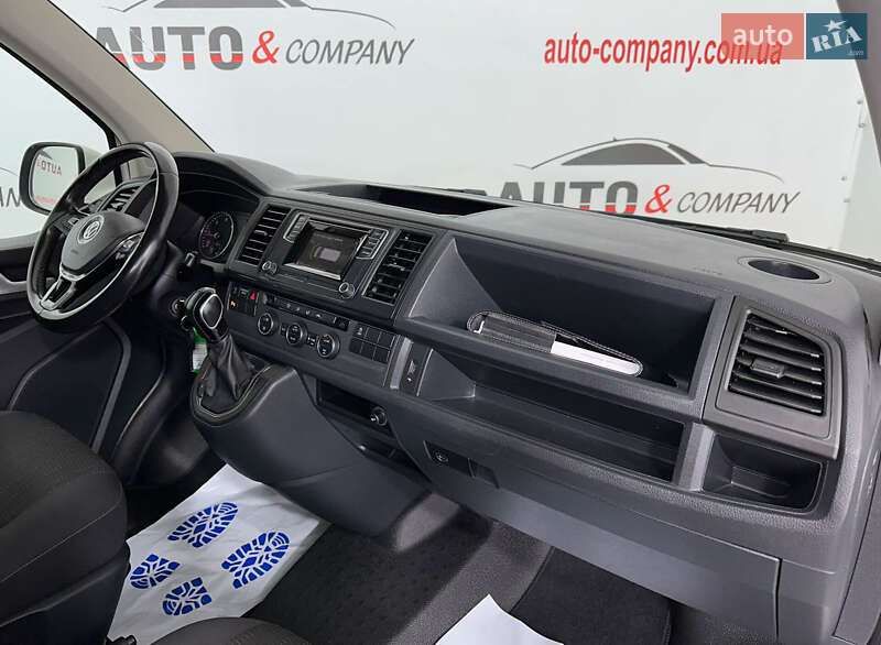 Мінівен Volkswagen Caravelle 2019 в Львові