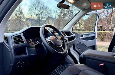 Мінівен Volkswagen Caravelle 2017 в Києві