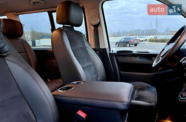 Минивэн Volkswagen Caravelle 2017 в Киеве