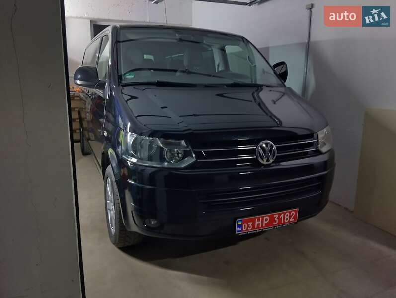 Volkswagen Caravelle 2015