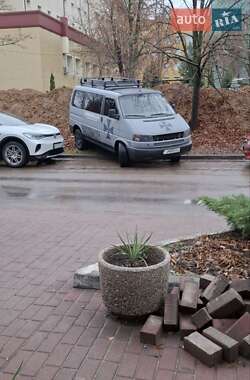 Мінівен Volkswagen Caravelle 2001 в Дніпрі