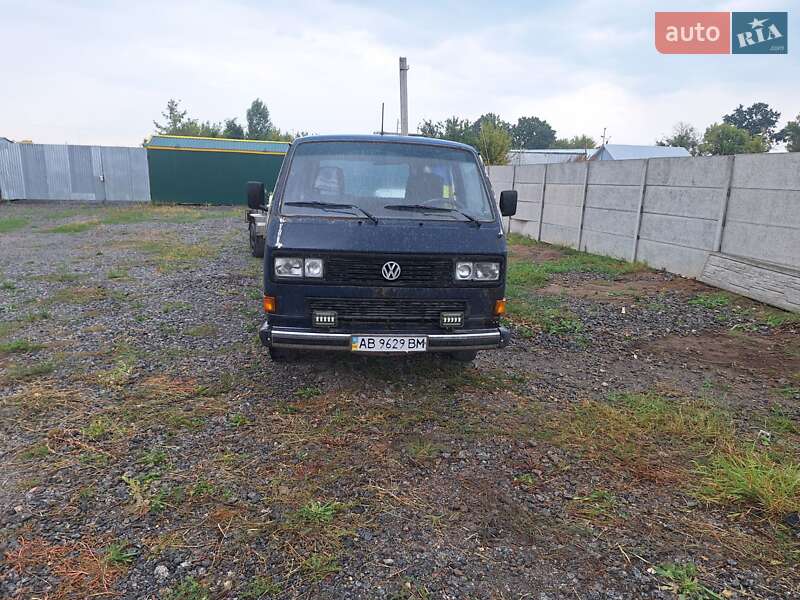 Volkswagen Caravelle 1990