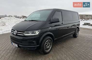 Минивэн Volkswagen Caravelle 2018 в Ровно