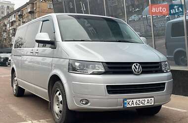 Минивэн Volkswagen Caravelle 2012 в Киеве