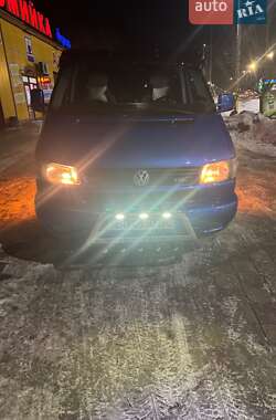 Volkswagen Caravelle 2001