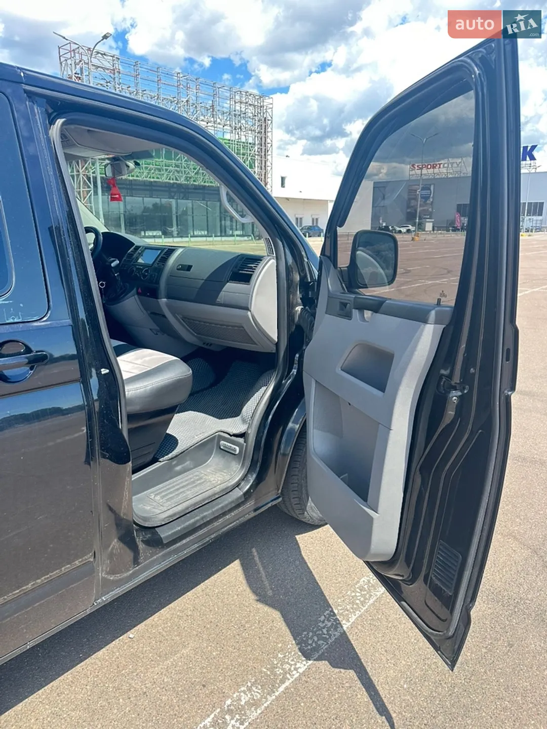 Volkswagen Caravelle 2007 VIN WV2ZZZ7HZ8H004735 фото оголошення 8 з 20