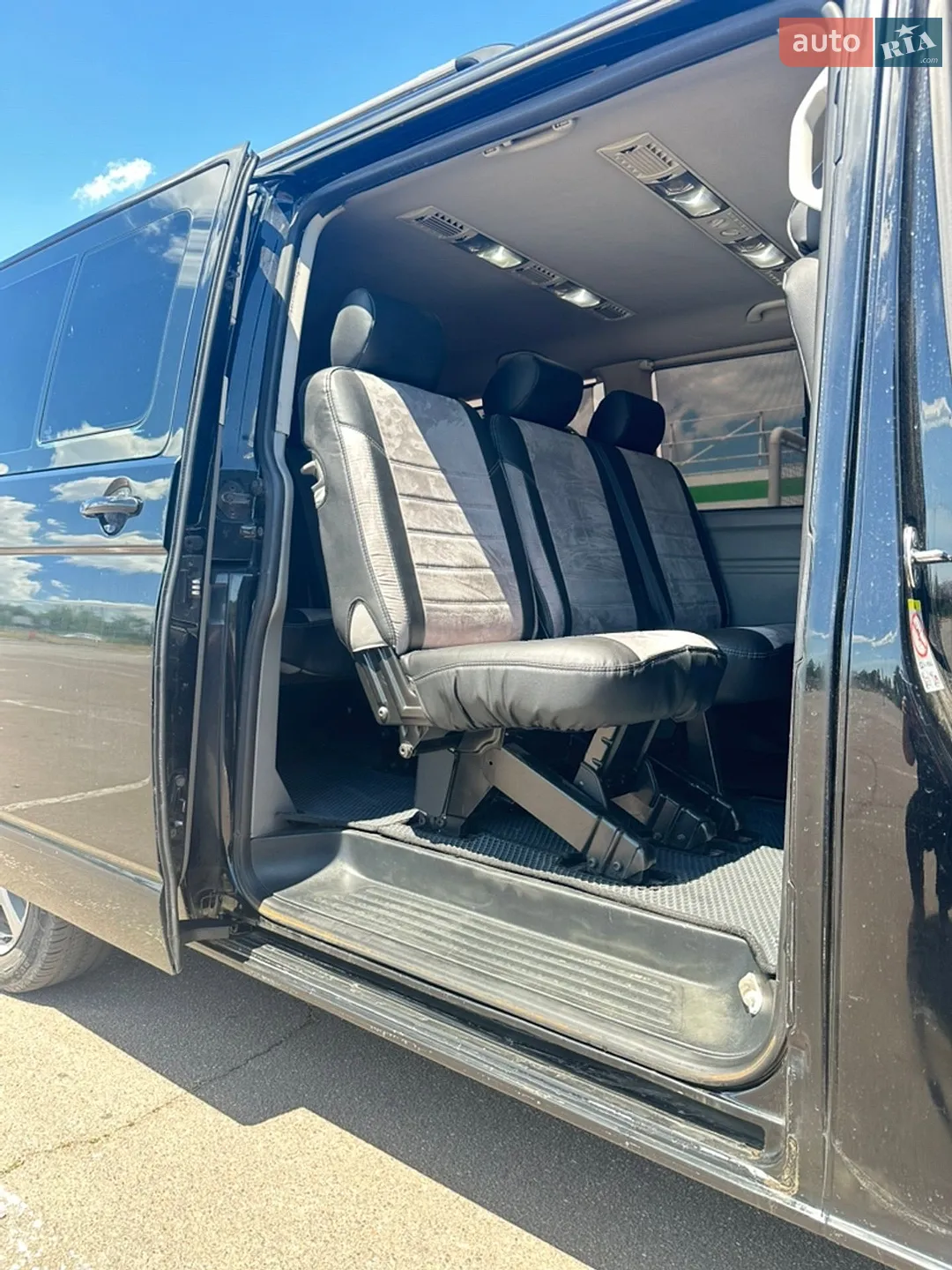 Volkswagen Caravelle 2007 VIN WV2ZZZ7HZ8H004735 фото оголошення 11 з 20