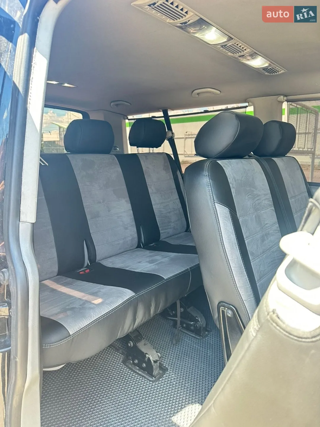 Volkswagen Caravelle 2007 VIN WV2ZZZ7HZ8H004735 фото оголошення 12 з 20