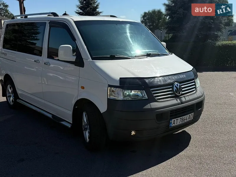 Volkswagen Caravelle 2004