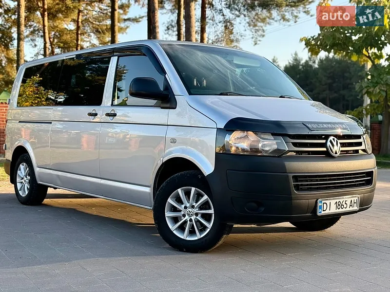 Volkswagen Caravelle