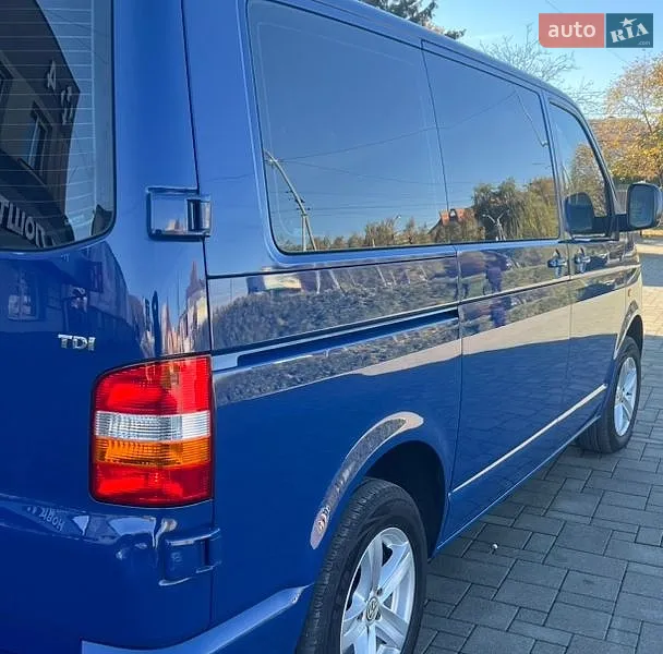 Volkswagen Caravelle