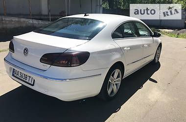 Седан Volkswagen CC / Passat CC 2013 в Киеве