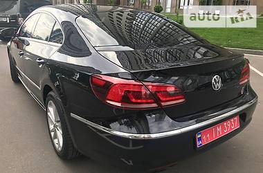 Седан Volkswagen CC / Passat CC 2012 в Киеве