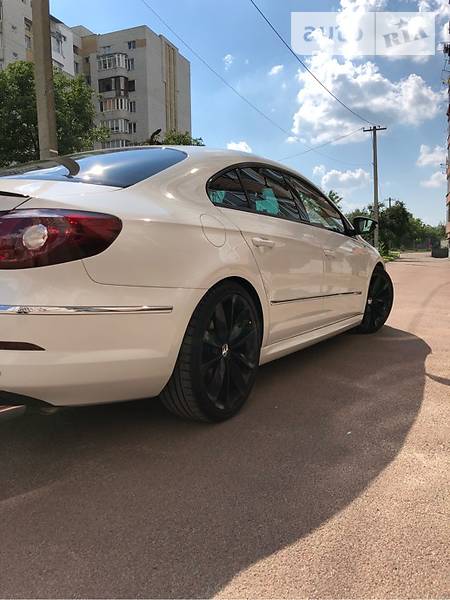 Седан Volkswagen CC / Passat CC 2011 в Львові