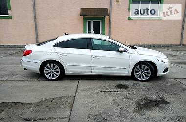 Седан Volkswagen CC / Passat CC 2011 в Львове