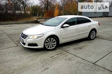 Седан Volkswagen CC / Passat CC 2011 в Львове