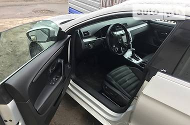 Седан Volkswagen CC / Passat CC 2010 в 