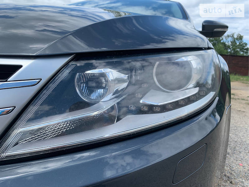 Седан Volkswagen CC / Passat CC 2012 в Звягелі