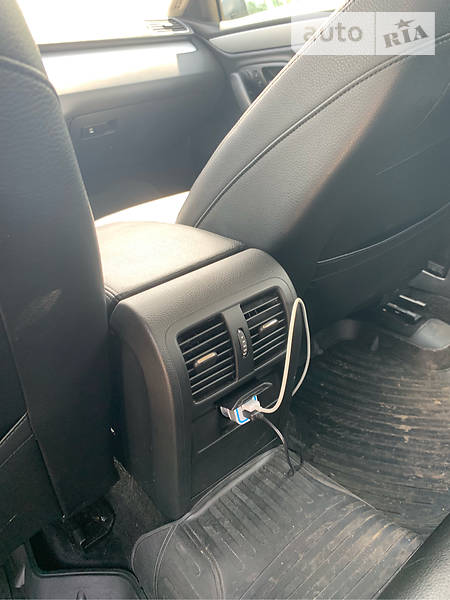 Седан Volkswagen CC / Passat CC 2012 в Звягелі