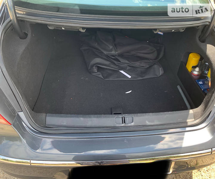 Седан Volkswagen CC / Passat CC 2012 в Звягелі