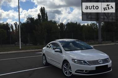 Седан Volkswagen CC / Passat CC 2013 в 