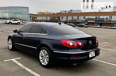 Купе Volkswagen CC / Passat CC 2011 в Киеве