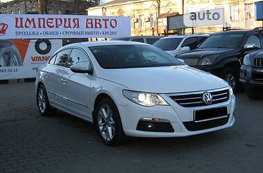 Седан Volkswagen CC / Passat CC 2012 в 