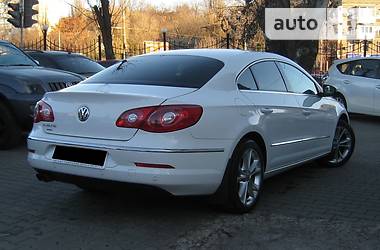Седан Volkswagen CC / Passat CC 2012 в 
