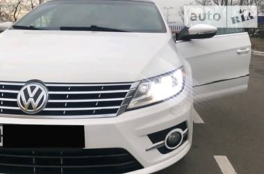 Седан Volkswagen CC / Passat CC 2013 в Маріуполі